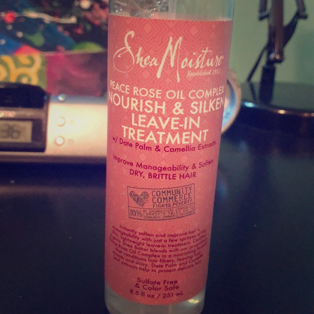 Shea moisture leave-in hair treatment